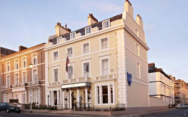 Invicta Hotel