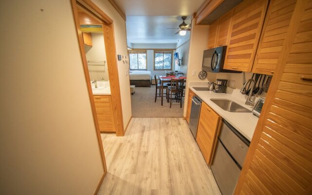 Slopeside 2753a