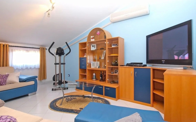 Apartment 1436
