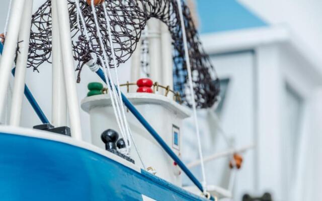 Petaluda House 3 Max