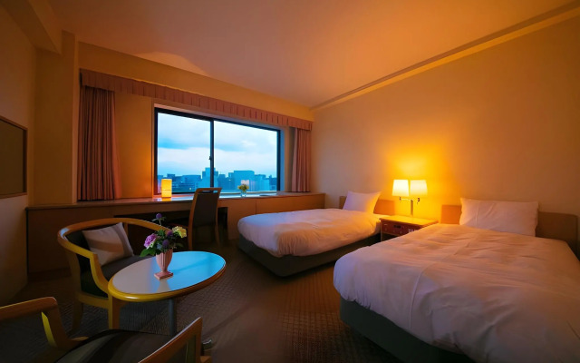 Mito Hotel Season
