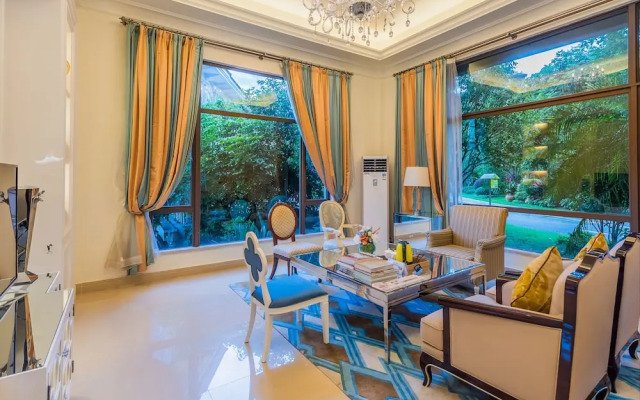 eStay Residence Phoenix City Wuzhou