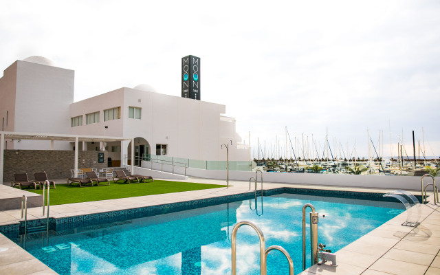 Hotel Moon & SPA