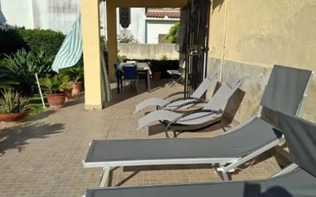 Villa Near the sea in Full Relaxation - Large Garden Wi-fi