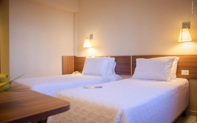 Salto Plaza Hotel