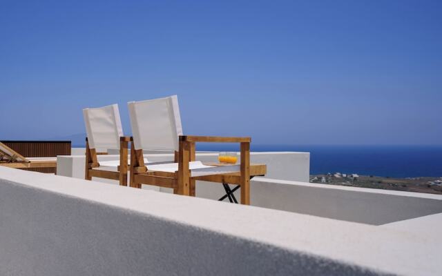 Ryolithos Suites