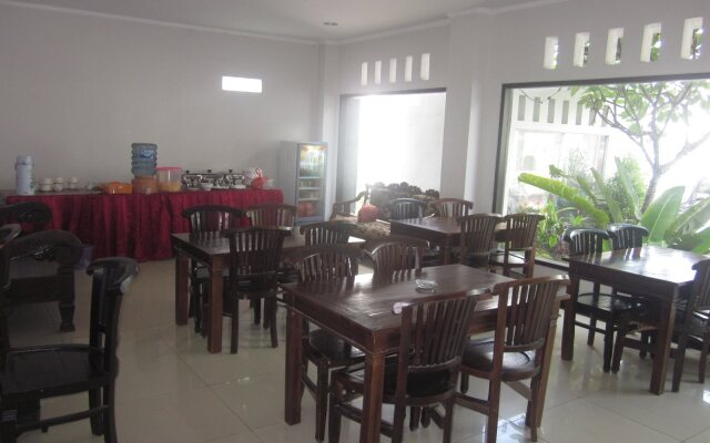 OYO 3156 Hotel Warta Dua