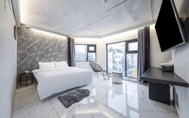 Incheon Seoknamdong Del Luna Hotel