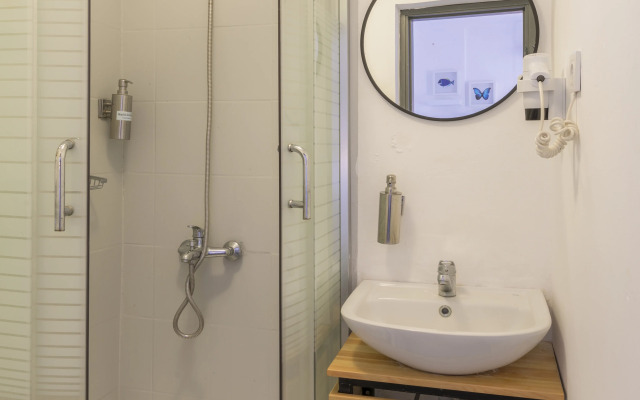 Daphnis Hotel