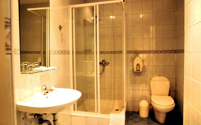 City Gate Hotel