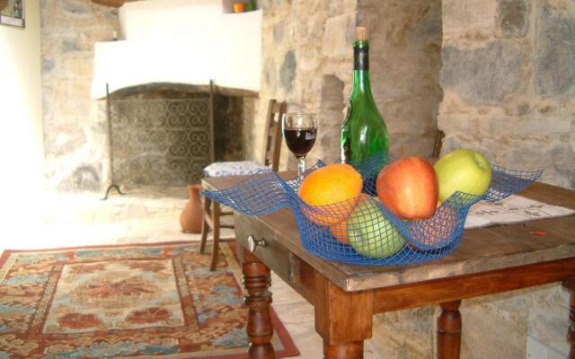 Eleni's Cottage