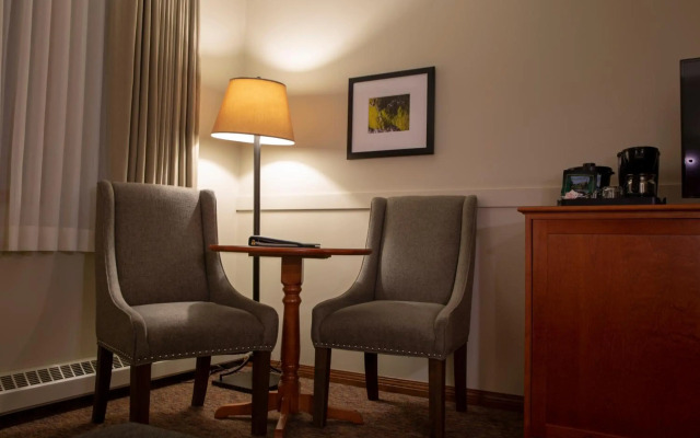 Whistler's Inn