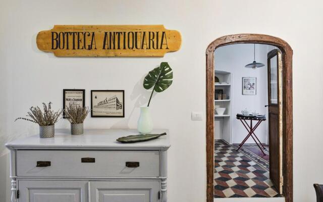 Vintage Design Apartment by Wonderful Italy