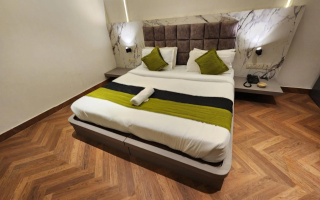 Square 9 Inn – Guest Rooms – Gurugram