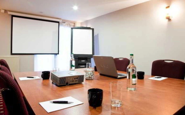 Hallmark Hotel Manchester Airport