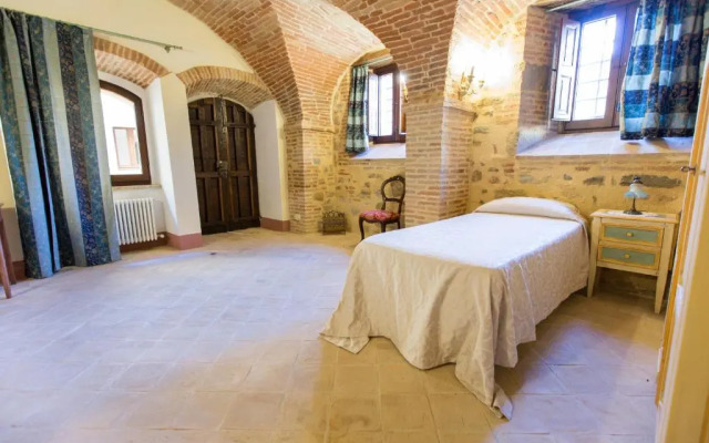 Borgo Colognola - Dimora Storica