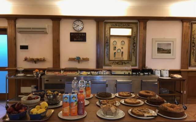 Locanda del Borgo B&B Helios Relais