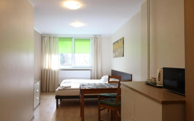 Wood Creek Apartments