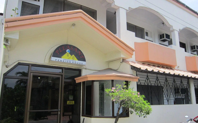 Pleasant Travelers Pension House