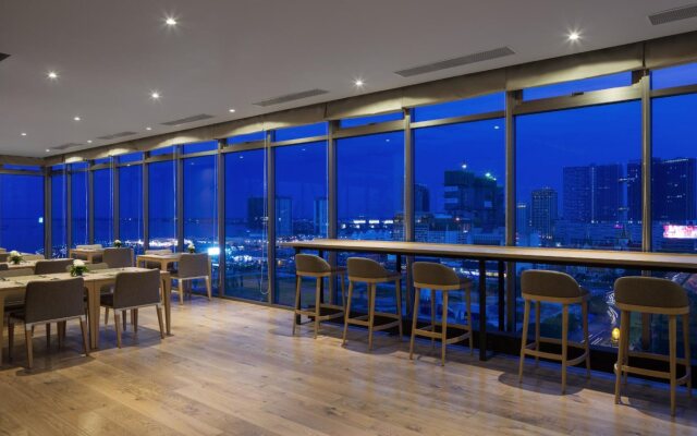 Hotel Emion Phnom Penh