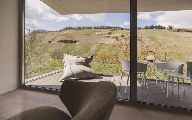 STEILLAGE - Design Moselsuiten mit Panoramablick und SPA
