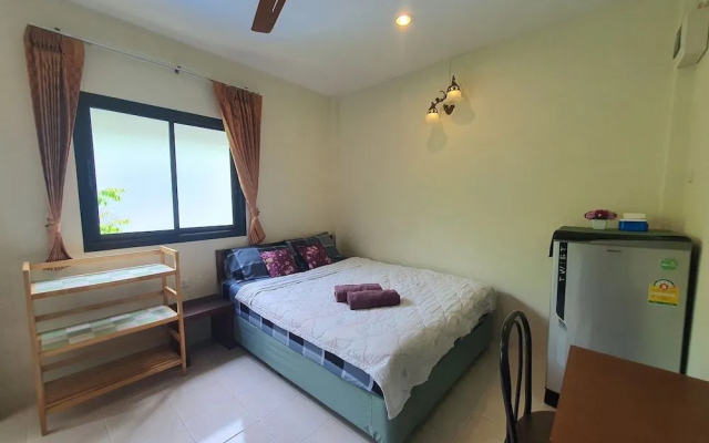 Baan Muchshima Hostel Phuket