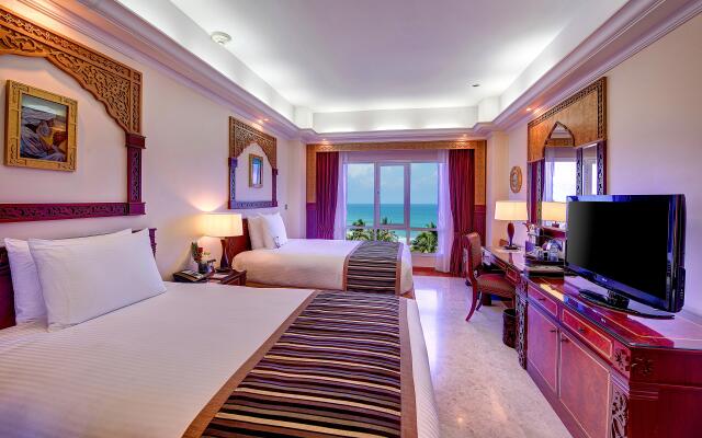 Crowne Plaza Resort Salalah, an IHG Hotel