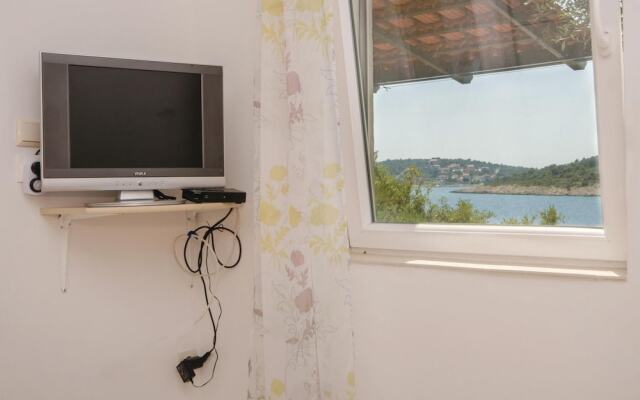 Stunning Home in Sevid With Wifi and 4 Bedrooms
