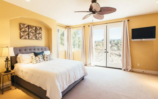 Via Del Sur By Avantstay Spanish Villa W Views Walk To Wineries