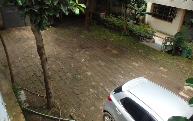 Shield Park Villa Hotel
