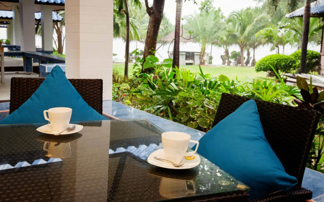 Sunset Beach Club Hotel & Spa