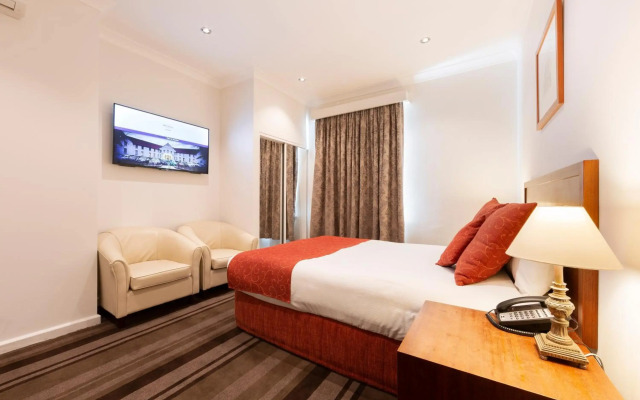 Mercure Canberra