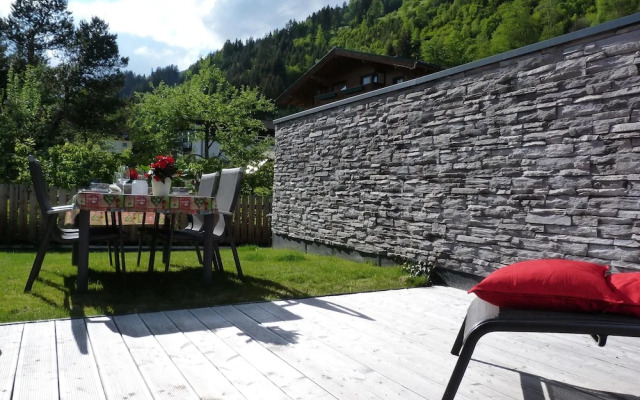 Apartment in Neukirchen by Ski Lift & Sauna