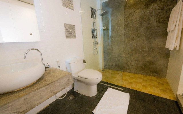 Armoni Patong Beach Hotel