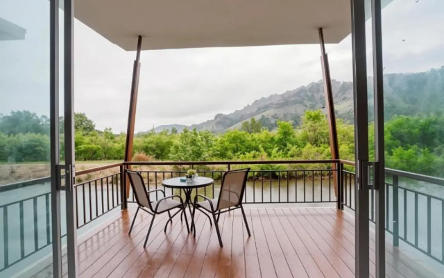 Koh Lanta Amantra Lake View Resort