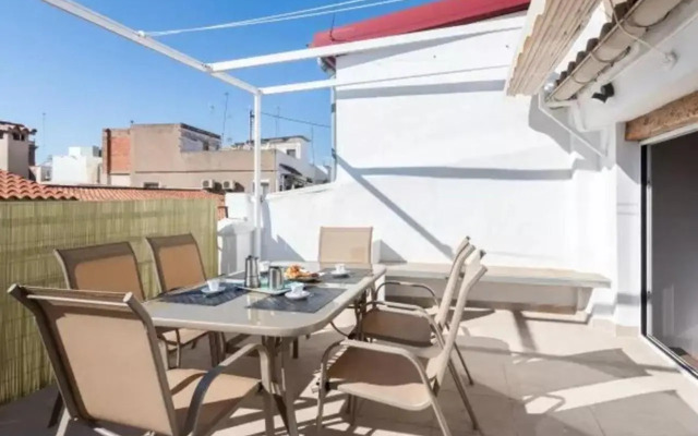 Center-2Br, 2Ba-Attic-Terrace,View, Wi-Fi, A/C