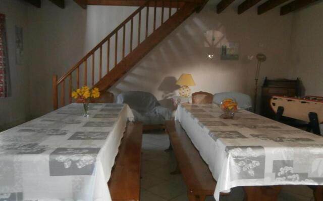 Gîte Nouans-les-Fontaines, 6 pièces, 12 personnes - FR-1-381-406