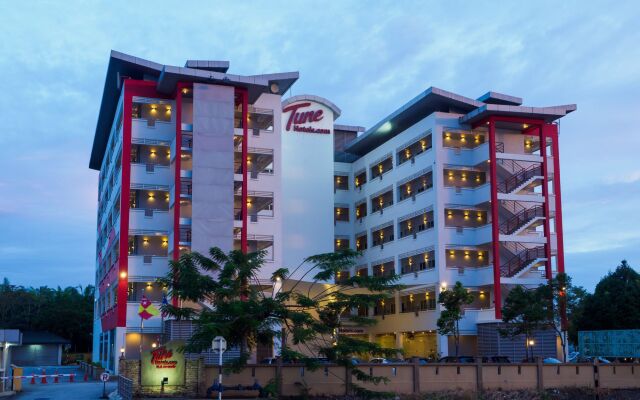 Tune Hotel KLIA Aeropolis
