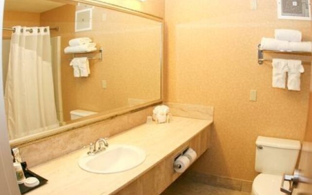 Holiday Inn Waterbury