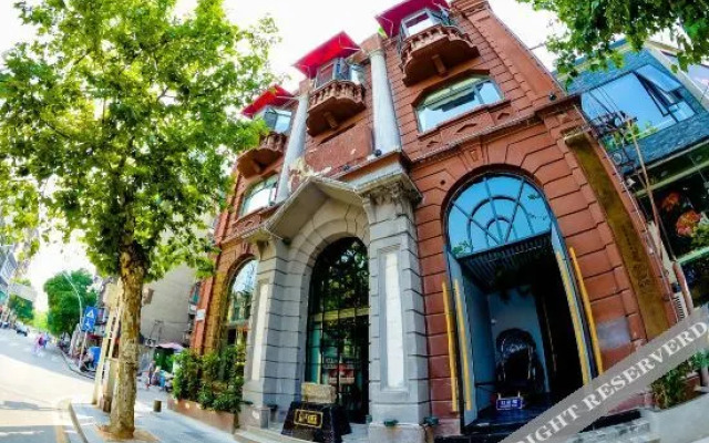 Jiyin Hostel