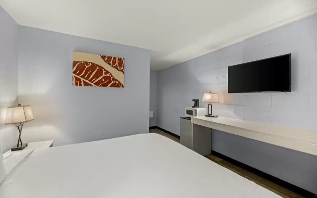 Rodeway Inn