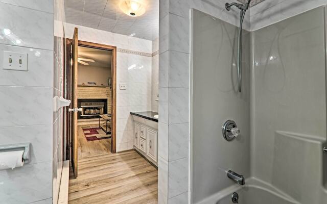 Spacious Tobyhanna Family Home: Pool/beach Access!