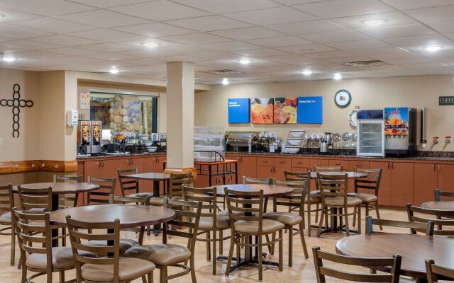 Comfort Inn & Suites Branson Meadows