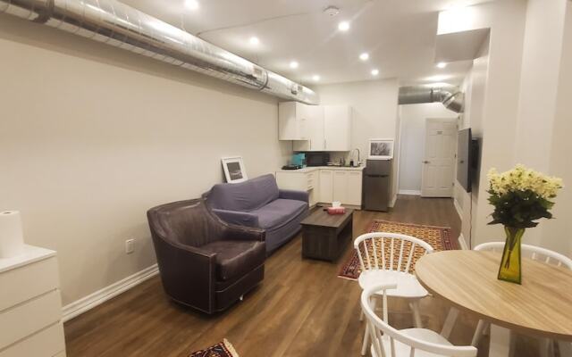 Downtown Easy Stay