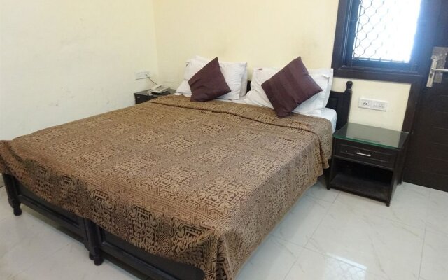 Check In Room RK Ashram