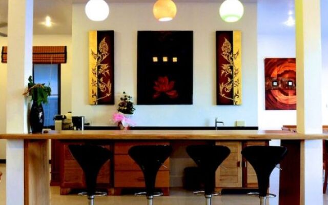 NB Villa Nicky Sunset