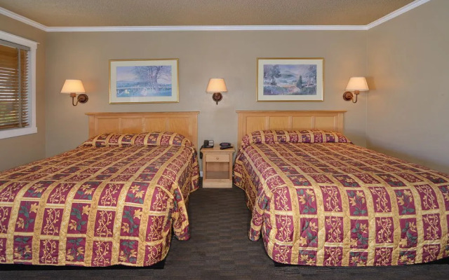 Surf Motel and Gardens