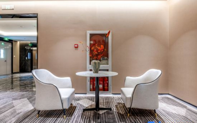 GreenTree Eastern Hotel (Beijing Happy Valley Shuanghe Subway Station)