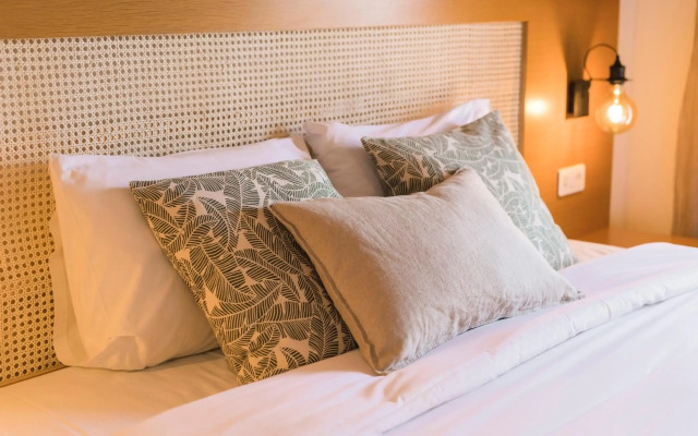 Villa Di Mare Seaside Suites