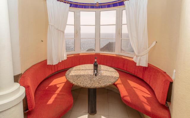 Altamar 44 balcony&pool By CanariasGetaway